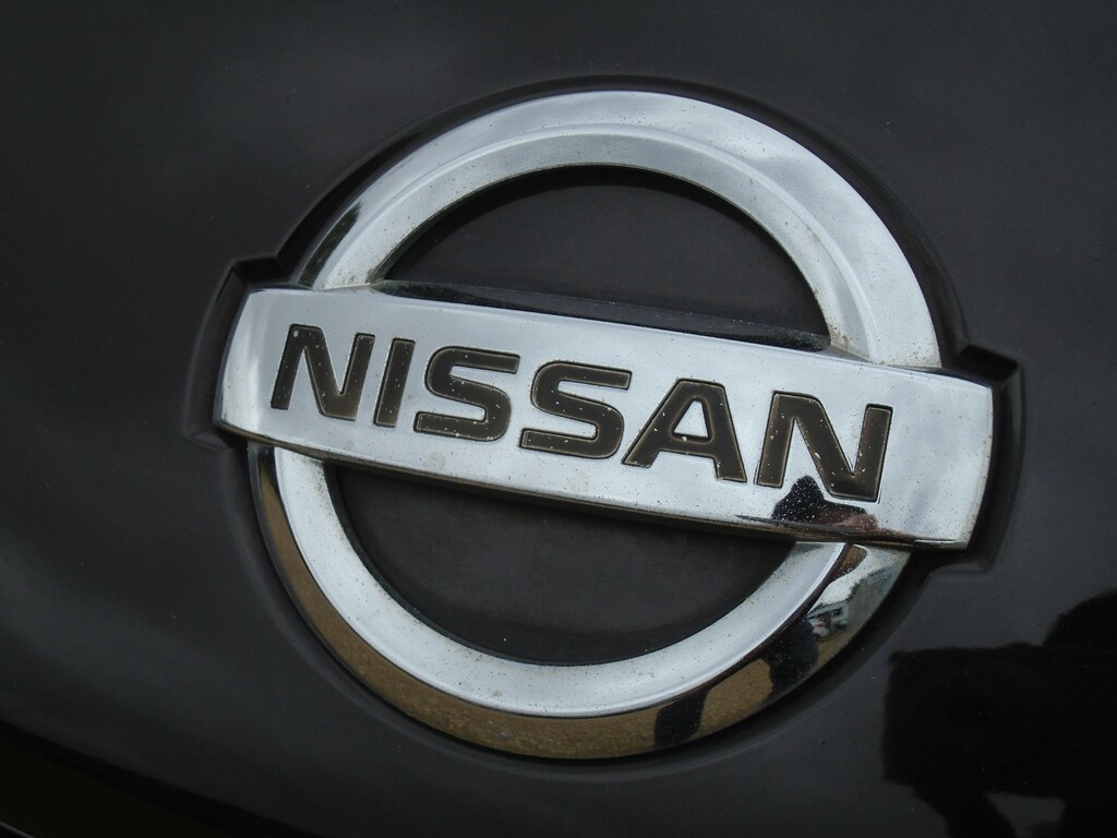 Nissan Micra Hatchback White #28