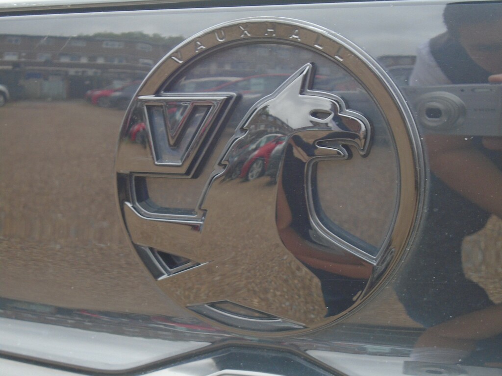 Vauxhall Crossland Ultimate Black #32