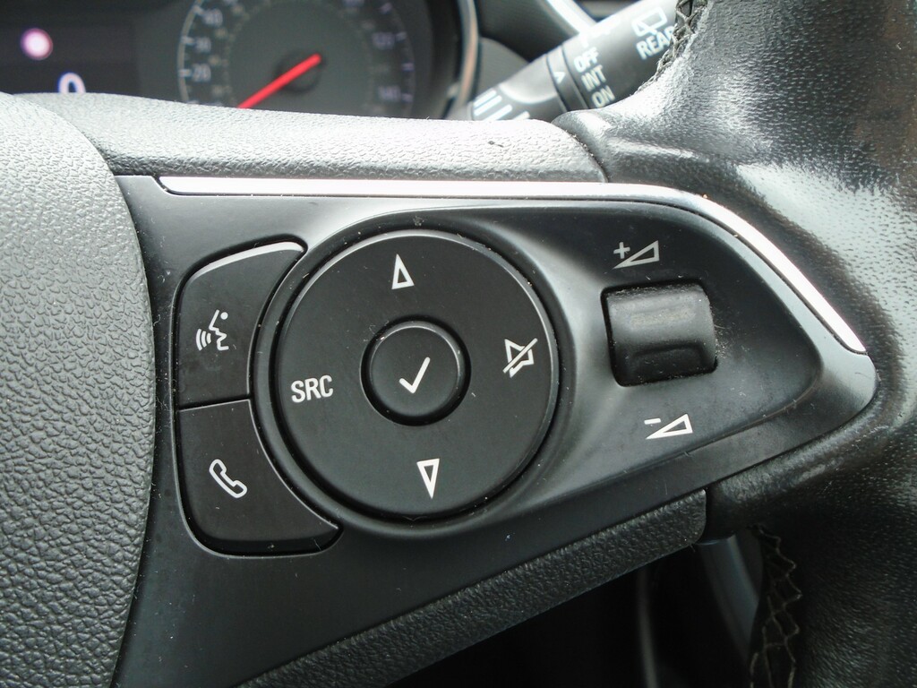 Vauxhall Crossland Ultimate Black #28
