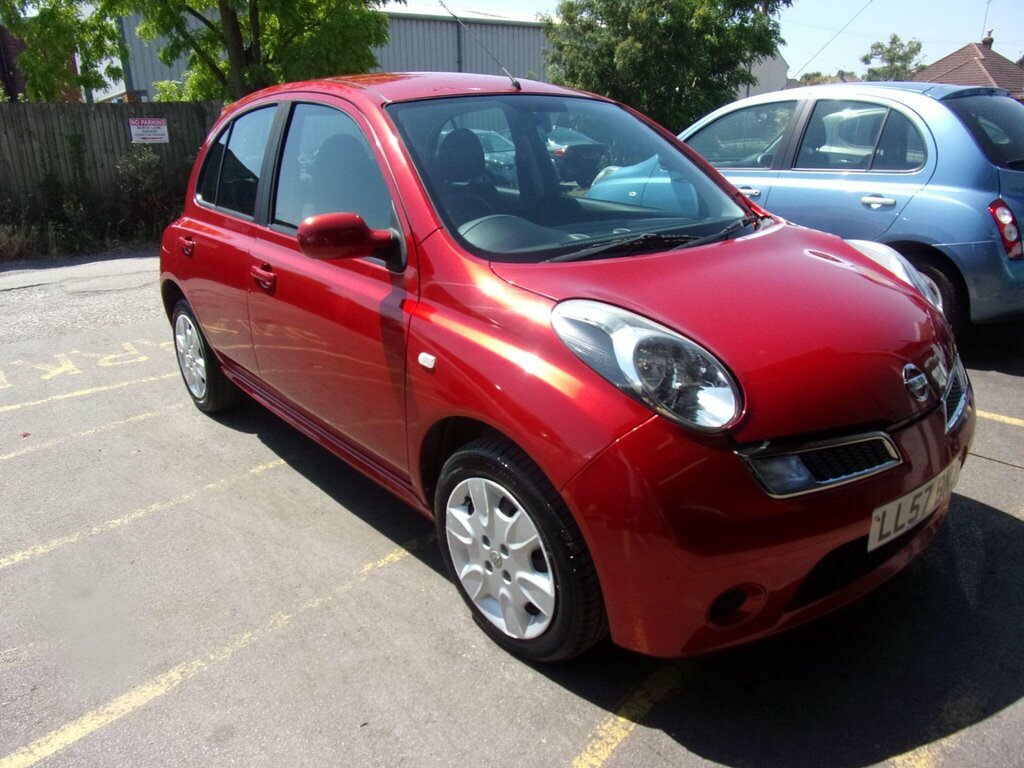 Nissan Micra 1.4 16V Acenta Red #2