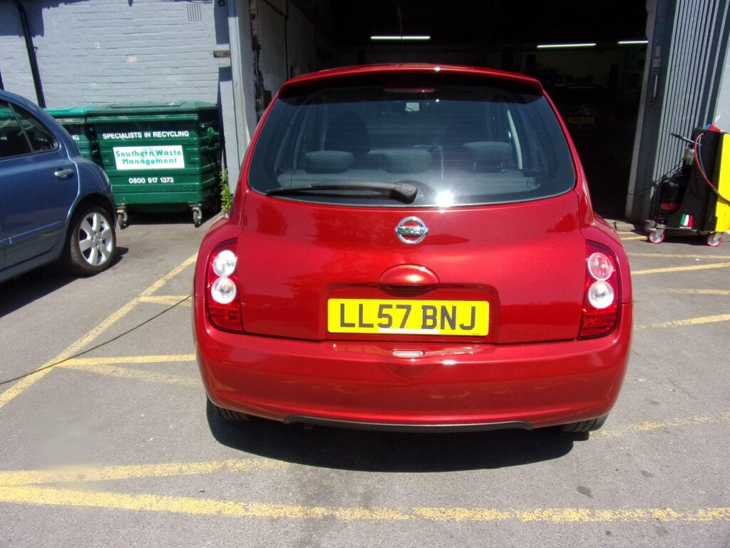 Nissan Micra 1.4 16V Acenta Red #4