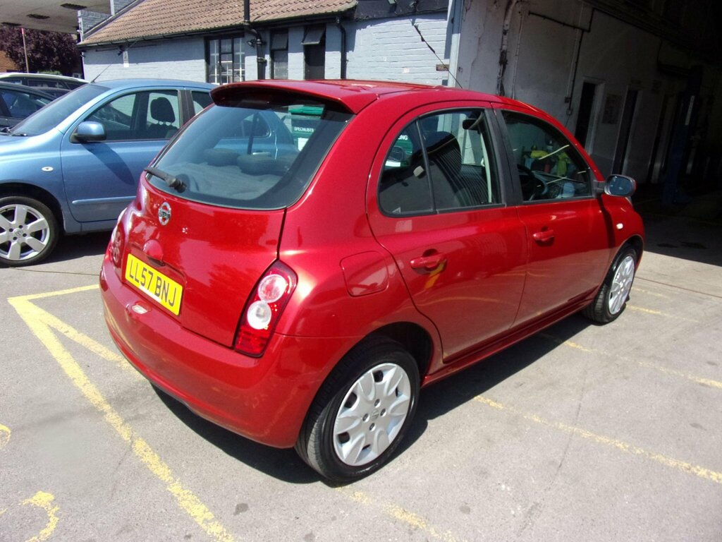 Nissan Micra 1.4 16V Acenta Red #3