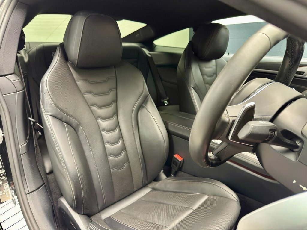 BMW 8 Series Gran Coupe 3L Null Black #2