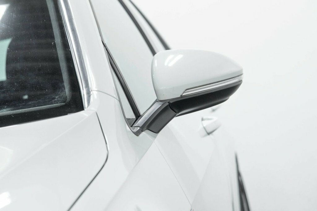 Volkswagen Golf 1.6 Tdi Match White #41