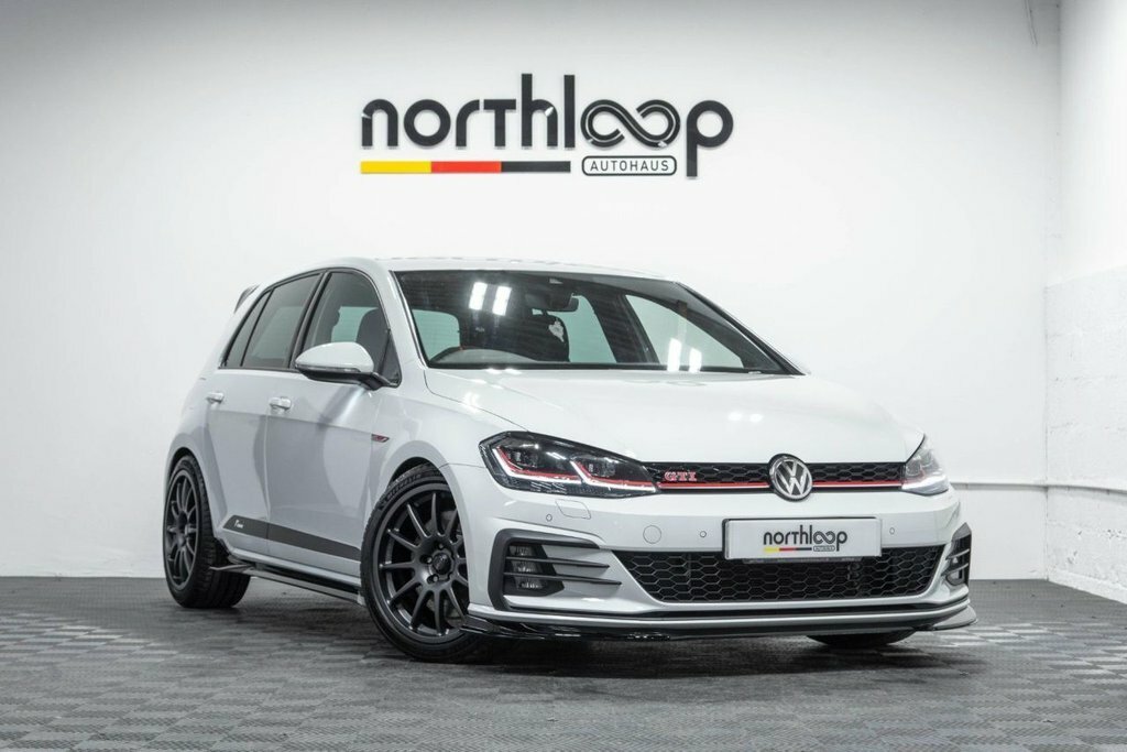 Volkswagen Golf 1.6 Tdi Match White #1