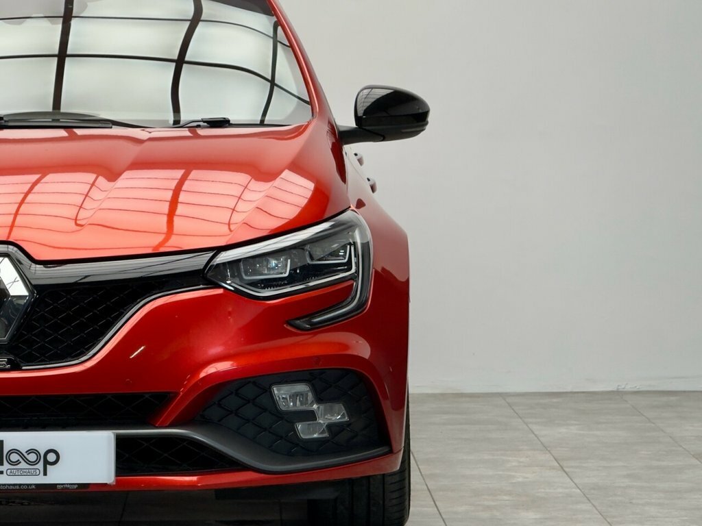 Renault Megane Iconic White #11