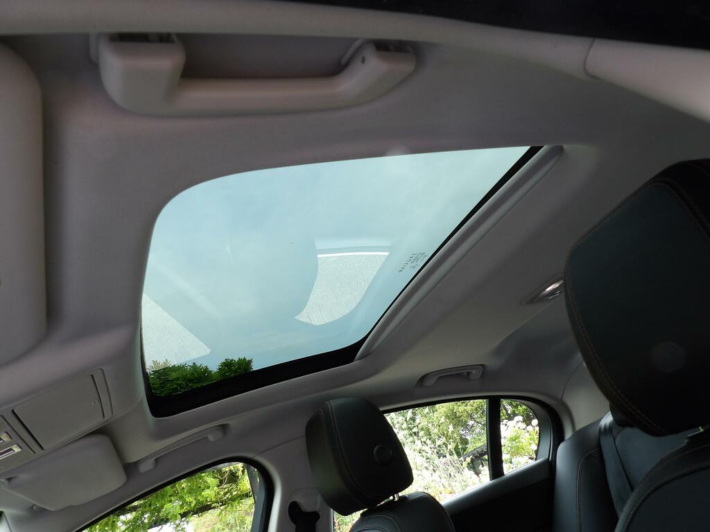 Jaguar XE 2.0D Prestige Saloon Euro 6 Ss Silver #2