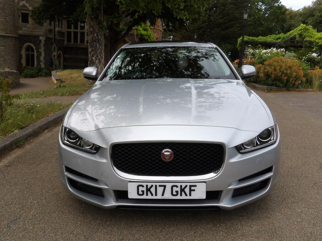 Jaguar XE 2.0D Prestige Saloon Euro 6 Ss Silver #3