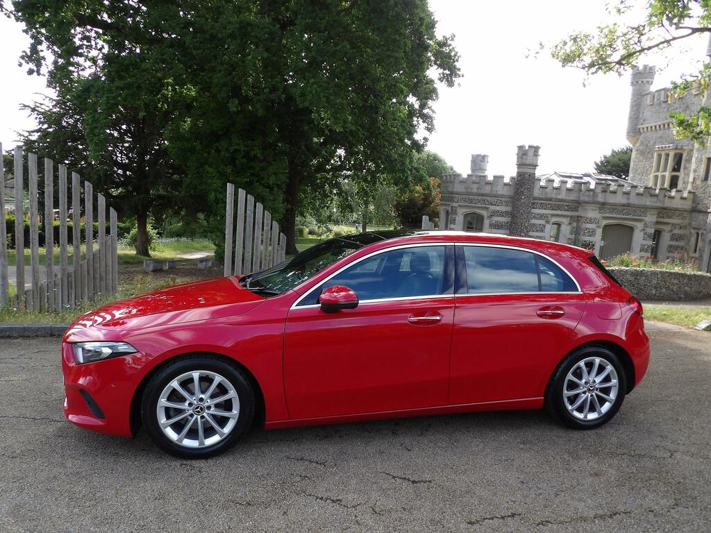 Mercedes-Benz A Class 1.5 A180d Sport Premium Plus Hatchback Diese Red #4