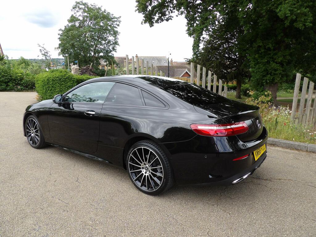 Mercedes-Benz E Class 2.0 E220d Amg Line Coupe G-tronic Euro Black #6