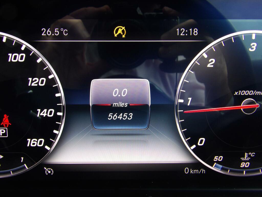 Mercedes-Benz E Class E350d 4Matic Amg Line Premium 9G-tronic Silver #25