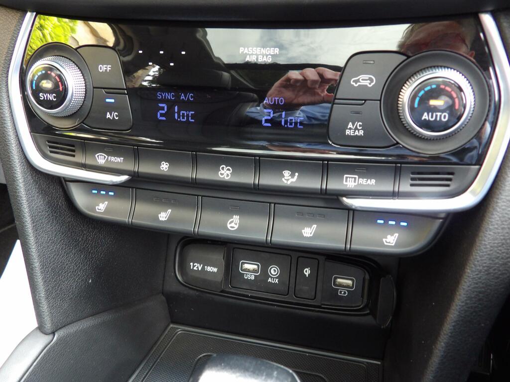 Hyundai Santa Fe   #23