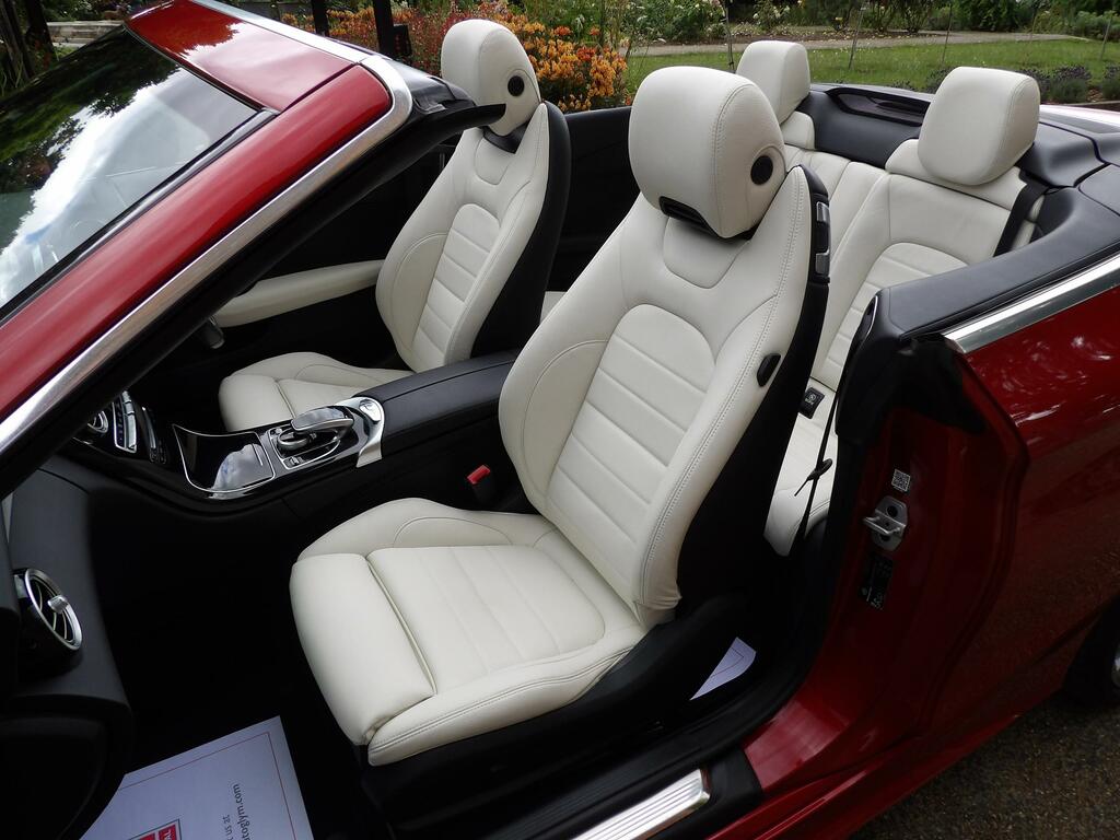 Mercedes-Benz C Class 2.0 C300 Amg Line Premium Plus Cabriolet Pet Red #2