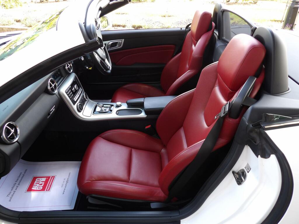 Mercedes-Benz SLK 2.0 Slk200 Amg Sport Convertible G-tron White #3