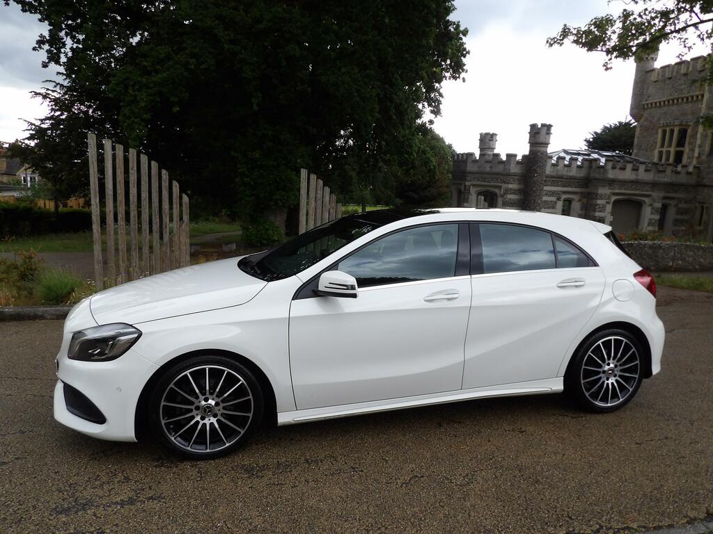 Mercedes-Benz A Class 1.6 A160 Amg Line Premium Plus Hatchback Pet DX67TJU White #4