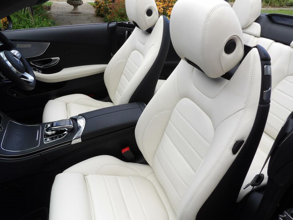 Mercedes-Benz C Class 2.0 C220d Amg Line Premium Cabriolet Black #3