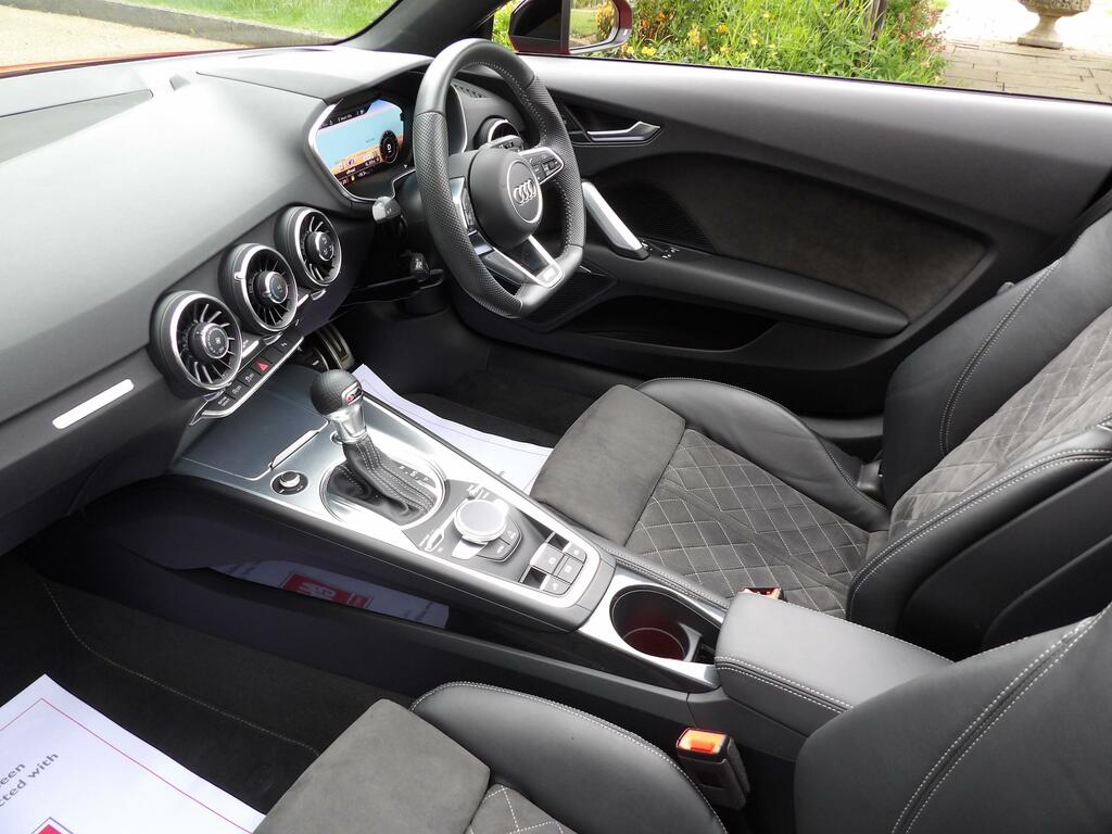 Audi TT 40 Tfsi Black Edition S Tronic Red #34
