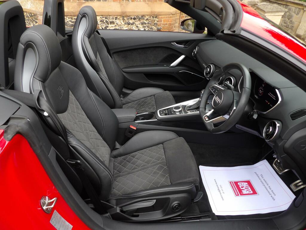 Audi TT 40 Tfsi Black Edition S Tronic Red #23