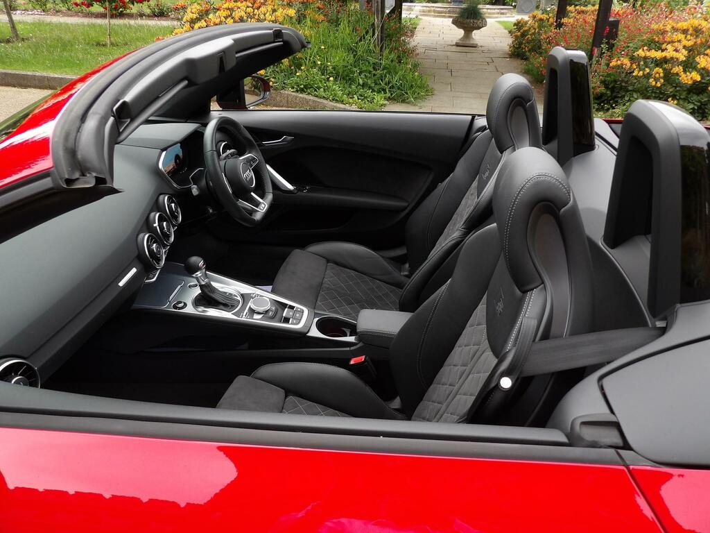 Audi TT 40 Tfsi Black Edition S Tronic Red #20