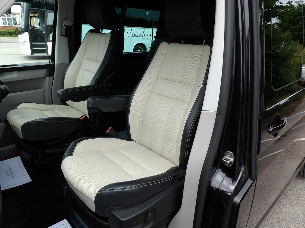 Volkswagen Transporter 2.0 Tdi T32 Bluemotion Tech Highline Kombi Double Black #3