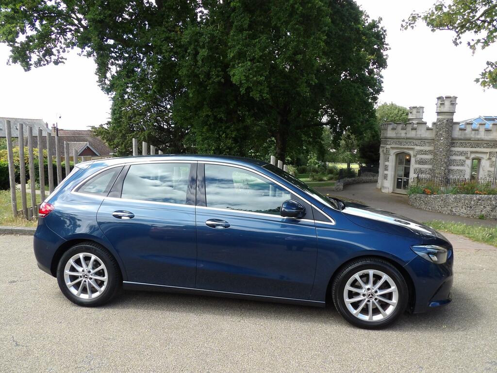Mercedes-Benz B Class B200d Sport Premium Plus Black #12