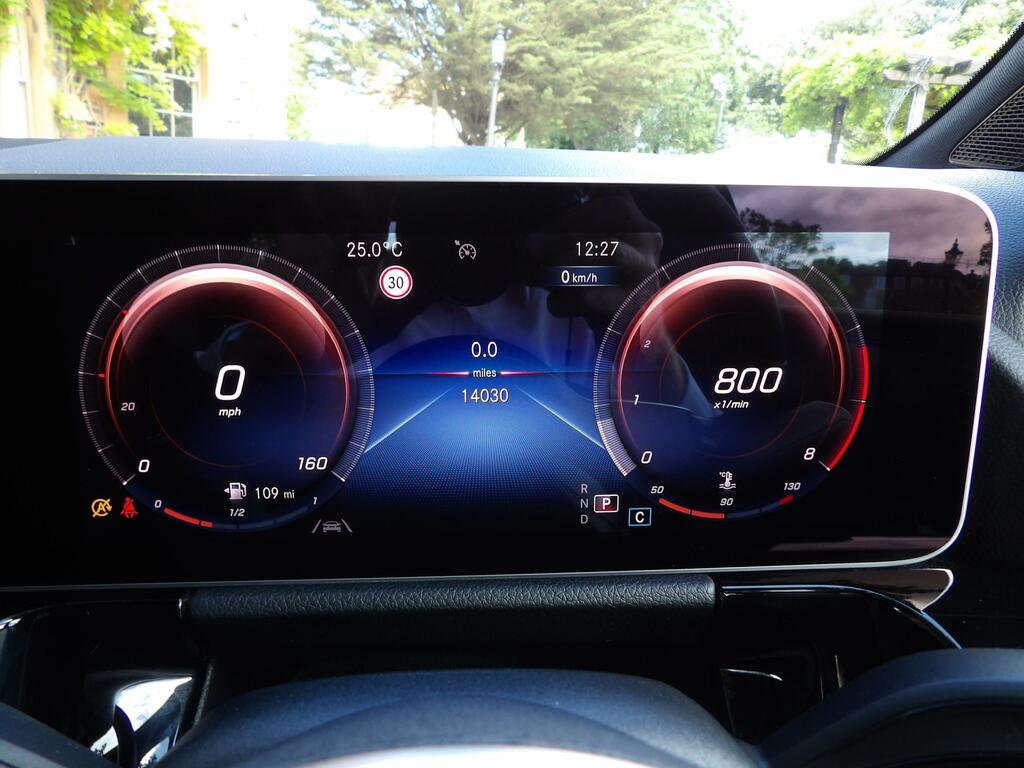Mercedes-Benz B Class B200d Sport Premium Plus Black #23