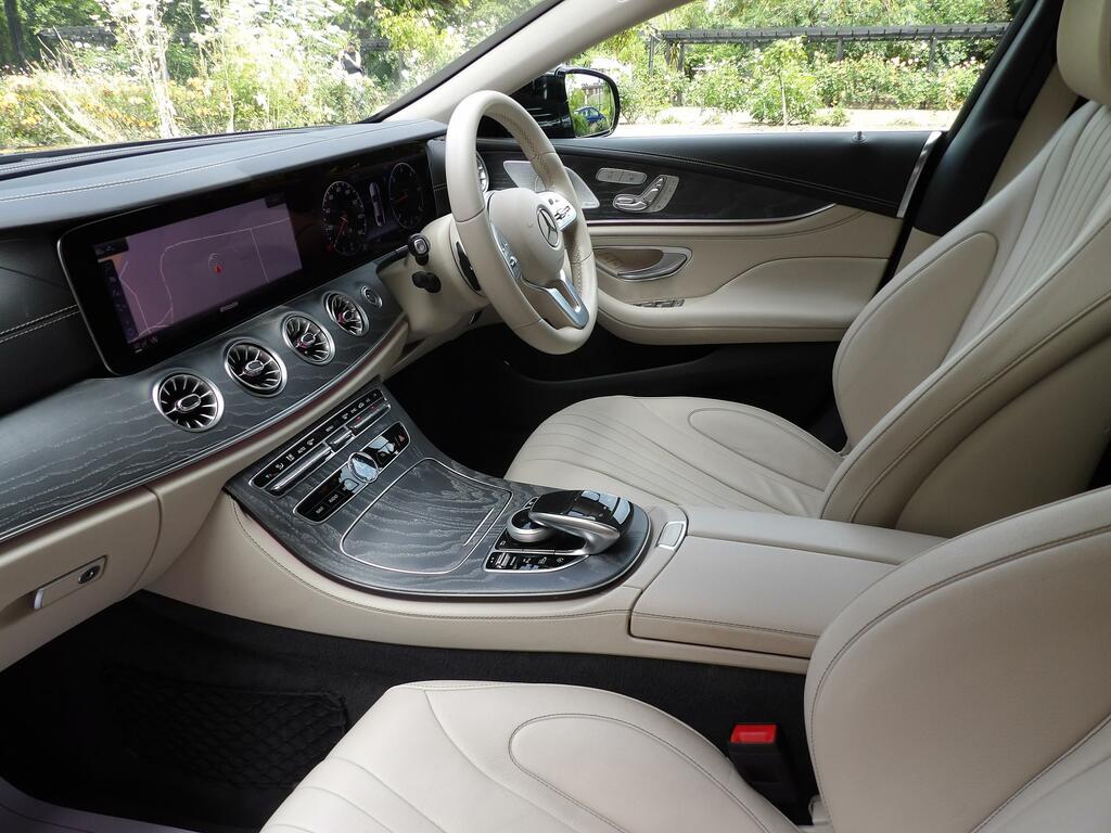 Mercedes-Benz CLS 2.0 Cls300d Amg Line Premium Plus Coupe Dies Black #4