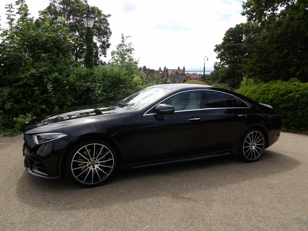 Mercedes-Benz CLS Amg Line Black #9