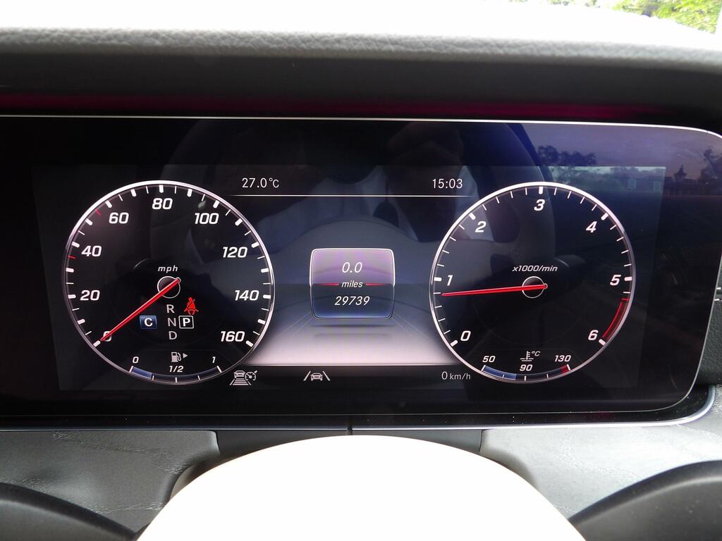 Mercedes-Benz CLS Amg Line Black #25
