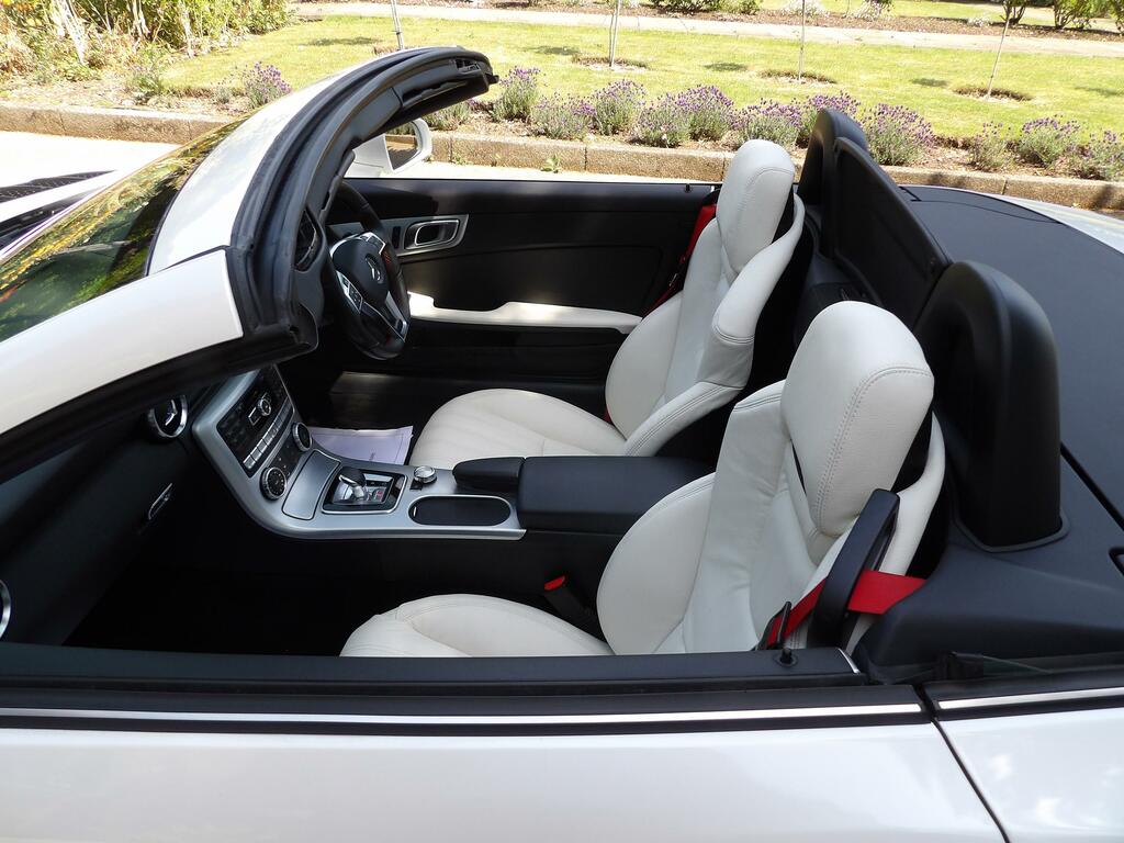 Mercedes-Benz SLK 2.1 Slk250d Amg Sport Convertible G-tro White #4