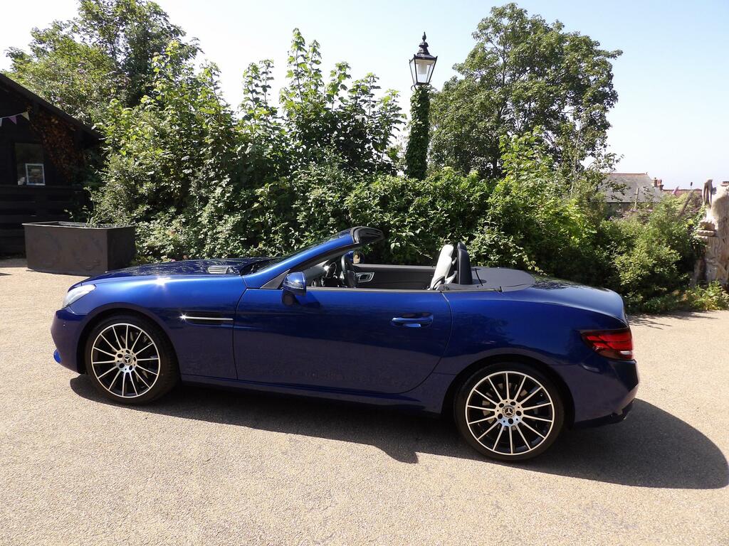 Mercedes-Benz SLC Amg Line Black #12