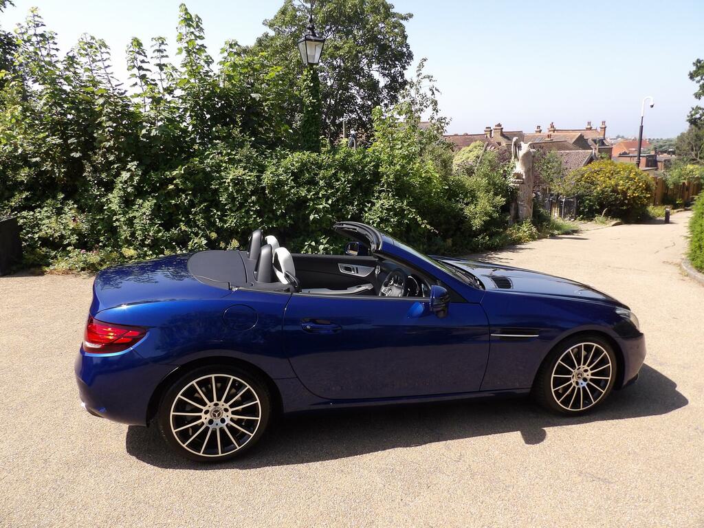 Mercedes-Benz SLC Amg Line Black #16