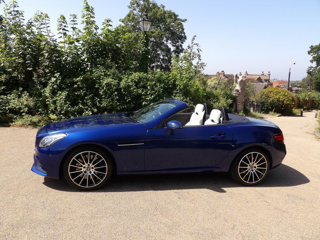 Mercedes-Benz SLC Amg Line Black #10