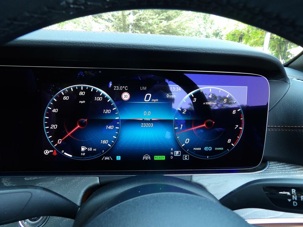 Mercedes-Benz E Class E200 Amg Line Edition 9G-tronic Silver #30