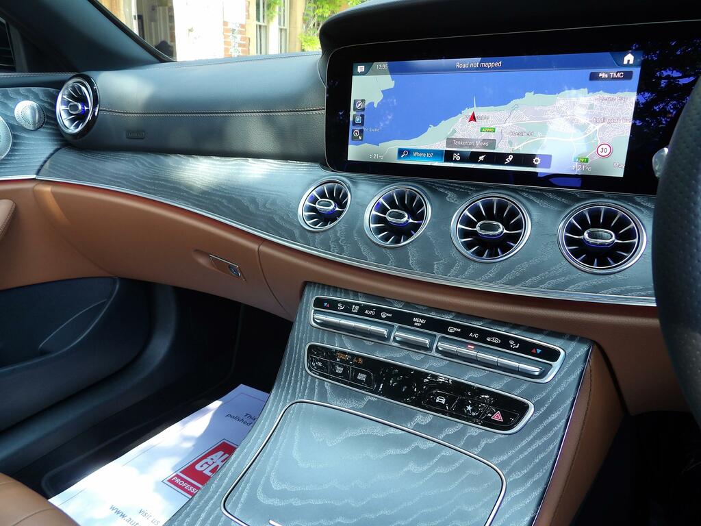 Mercedes-Benz E Class E200 Amg Line Edition 9G-tronic Silver #32