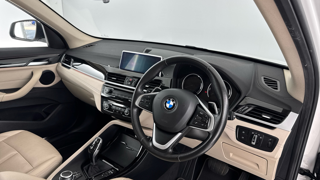 BMW X1 X1 Sdrive20i Xline LM21KHC #6