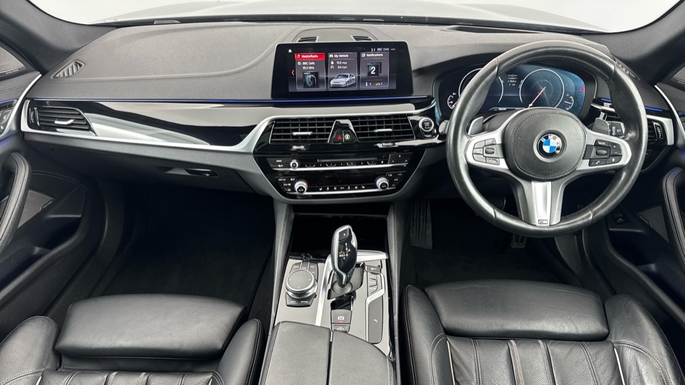 BMW 5 Series 540I Xdrive M Sport Touring Grey #4