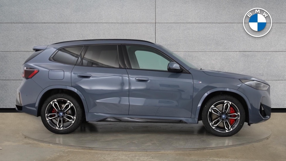BMW iX1 Ix1 Edrive20 M Sport #3