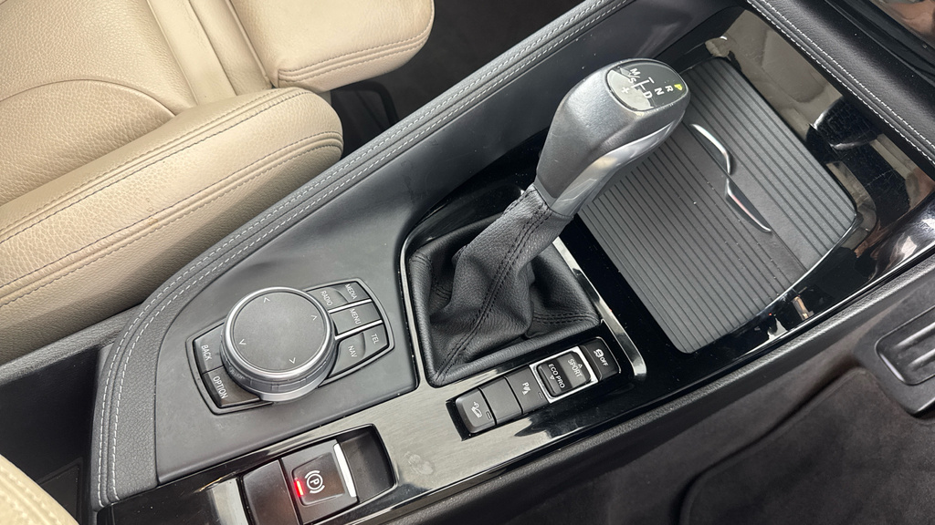 BMW X1 Xdrive20d Xline Grey #10