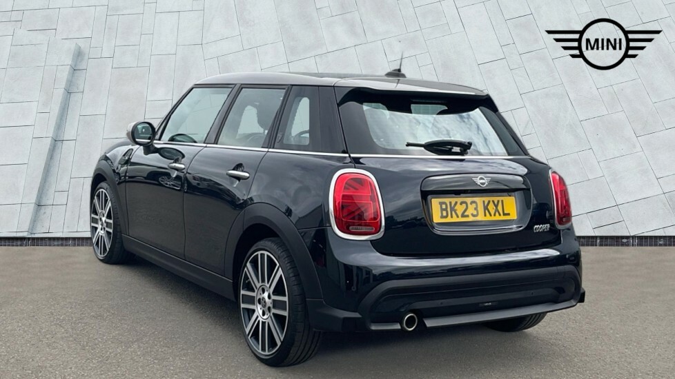 Mini Hatch 5-Door Hatch Cooper Exclusive BK23KXL Black #2