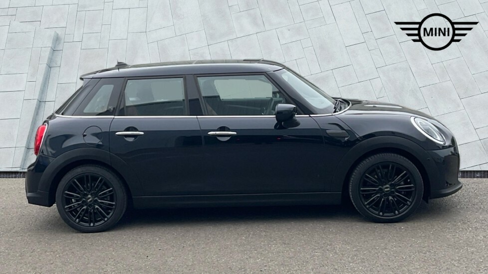 Mini Hatch 5-Door Hatch Cooper Exclusive LM22TNE Black #3
