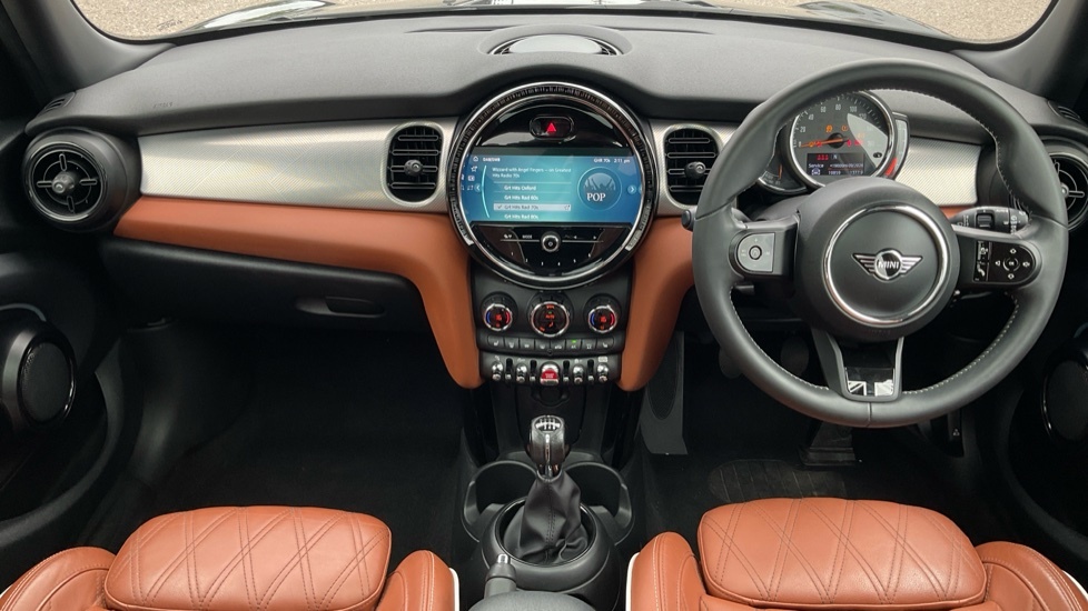 Mini Hatch 5-Door Hatch Cooper Exclusive LM22TNE Black #4