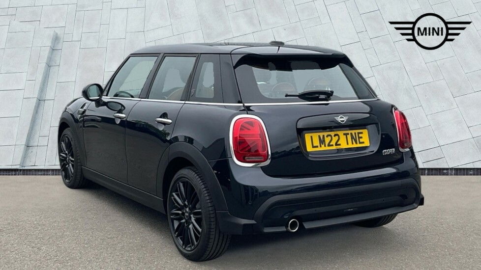 Mini Hatch 5-Door Hatch Cooper Exclusive LM22TNE Black #2