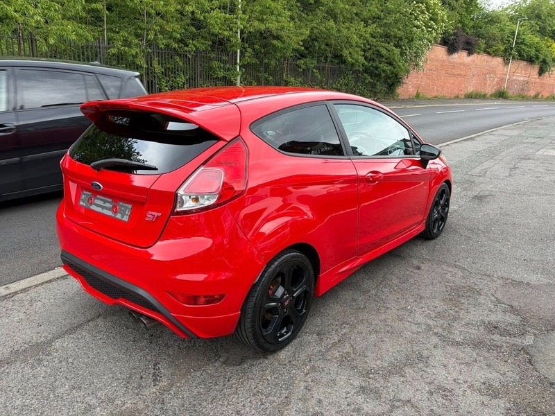 Ford Fiesta St-2 Red #5