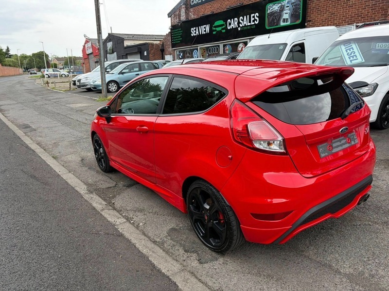 Ford Fiesta St-2 Red #4