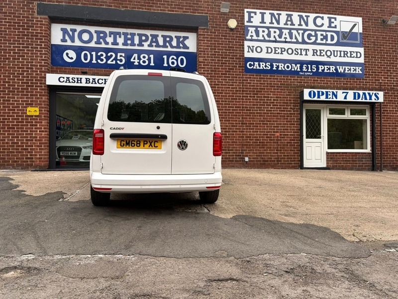 Volkswagen Caddy 2.0 Tdi Bluemotion Tech 102Ps Highline Nav Van Black #8