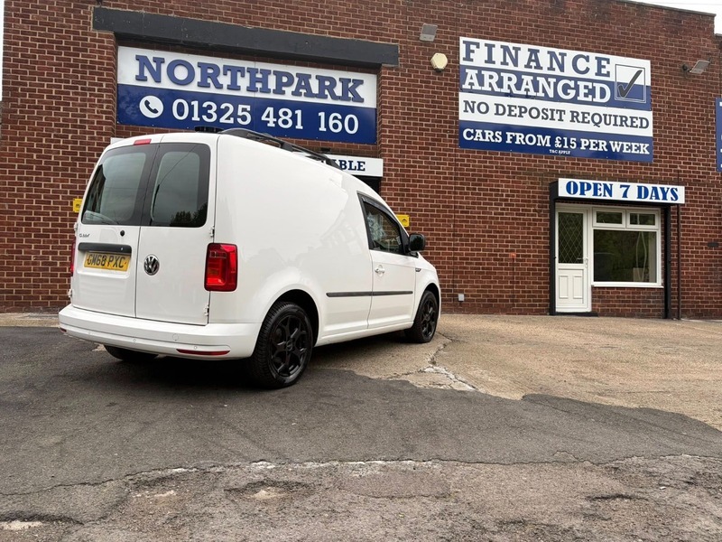 Volkswagen Caddy 2.0 Tdi Bluemotion Tech 102Ps Highline Nav Van Black #7