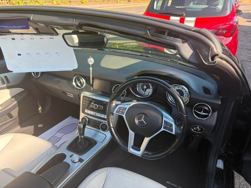 Mercedes-Benz SLK Slk200 Blueefficiency Amg Sport Black #5