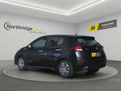 Nissan Leaf 40Kwh Visia Black #3