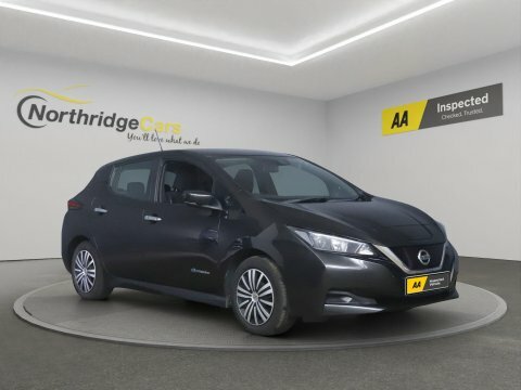 Nissan Leaf 40Kwh Visia Black